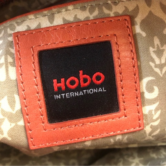HOBO Coral Soft Leather Shoulder Purse - Picture 8 of 9